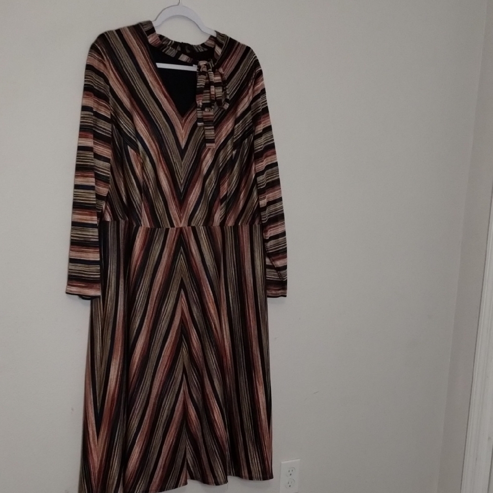 London Times Brown and Orange A-Line Bishop Sleeve Dress
